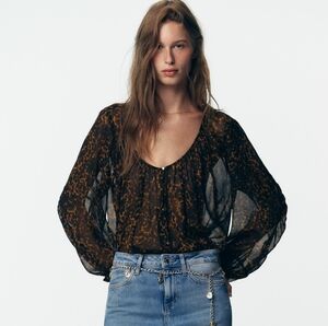 Leopard Animal Print V-neck Semi-sheer Flowy Blouse 8792/139/051 Zara US L